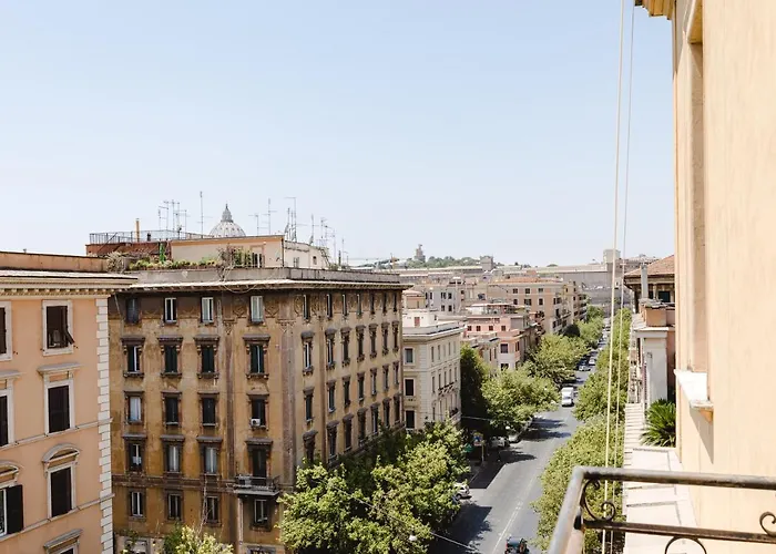 Elegante E Classico Attico Con Terrazzo Privato Vicino Al Vaticano Апартаменты Рим
